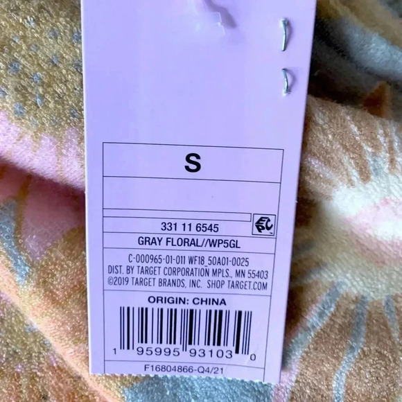 Retro Floral Shorts Size Small - Picture 6 of 6